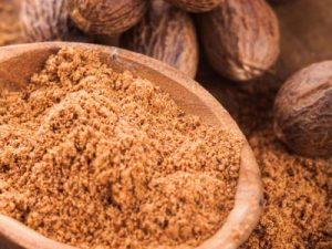 Nutmeg powder