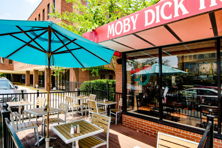 Moby Dick McLean Location outside dining options