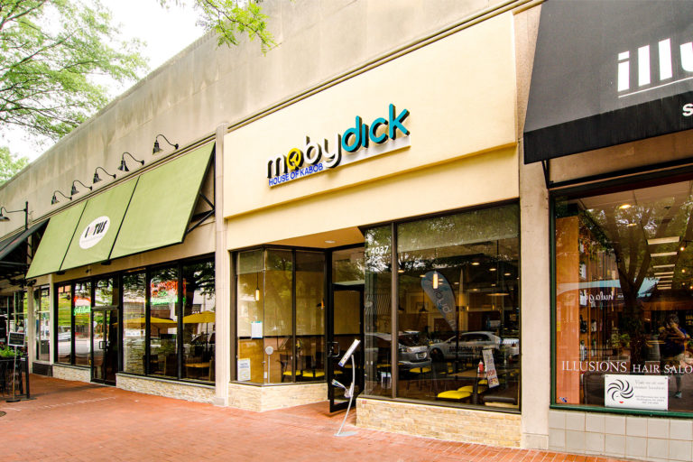 An outside shot of Moby Dick's Shirlington Location